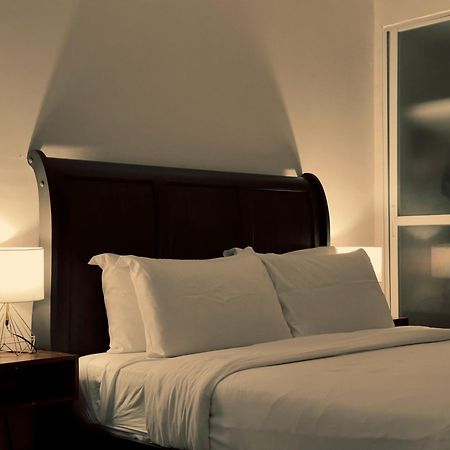 Harman Suites Moalboal Zewnętrze zdjęcie